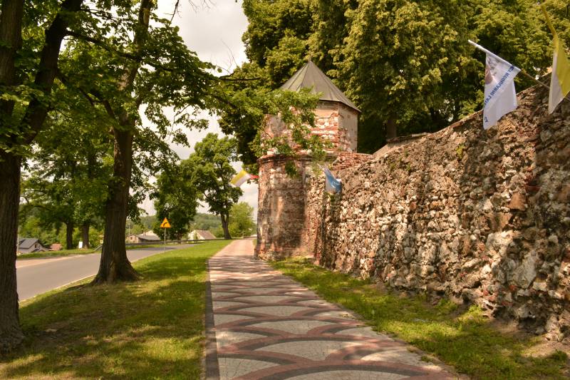 Mstow - Wancerz&oacute;w Zesp&oacute;ł klasztorny fot. Rafał Rębisz